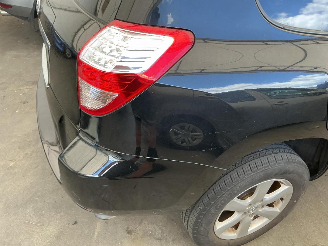 Photo '14' of Toyota Vanguard Photo '14' of Toyota Vanguard