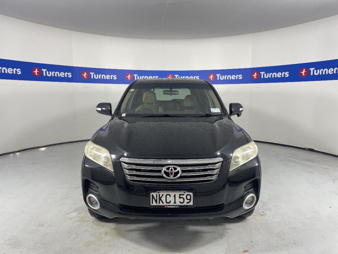 Photo '2' of Toyota Vanguard