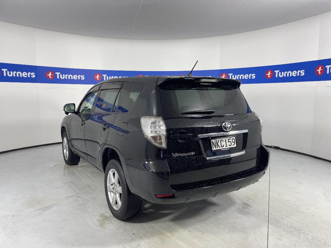 Photo '5' of Toyota Vanguard