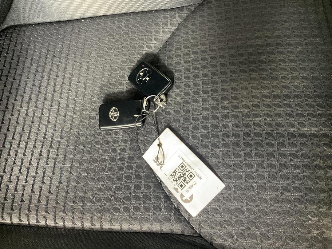 Photo '22' of Toyota Vanguard