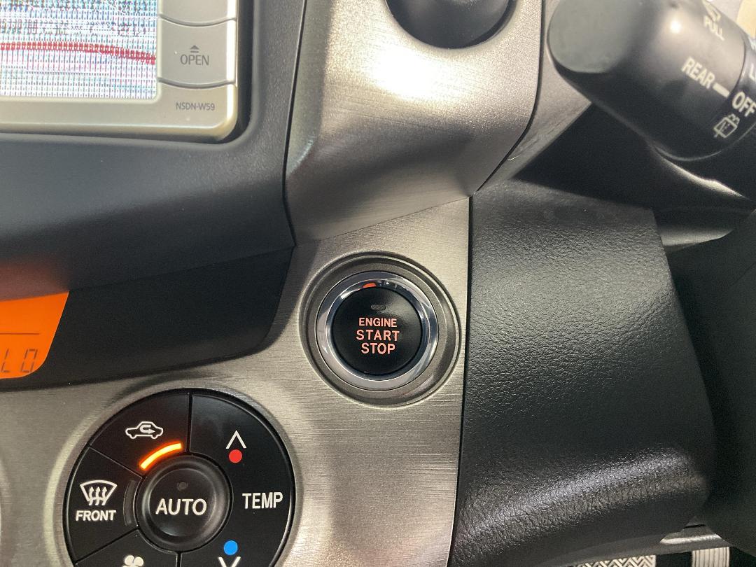 Photo '26' of Toyota Vanguard