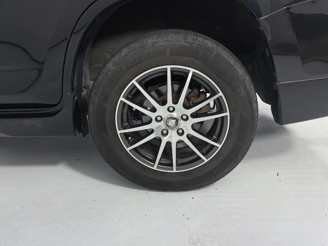 Photo '11' of Toyota Vanguard Photo '11' of Toyota Vanguard