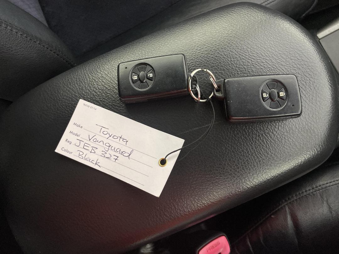 Photo '22' of Toyota Vanguard Photo '22' of Toyota Vanguard