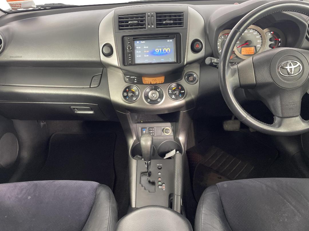 Photo '18' of Toyota Vanguard Photo '18' of Toyota Vanguard