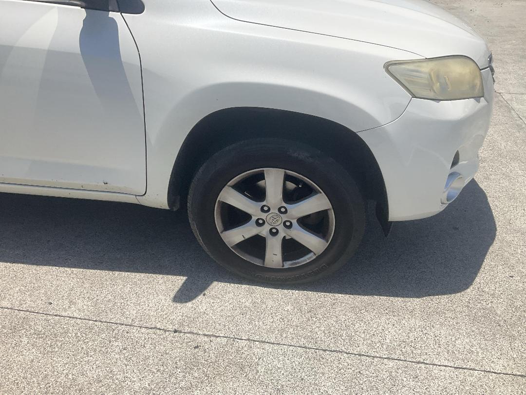 Photo '2' of Toyota Vanguard