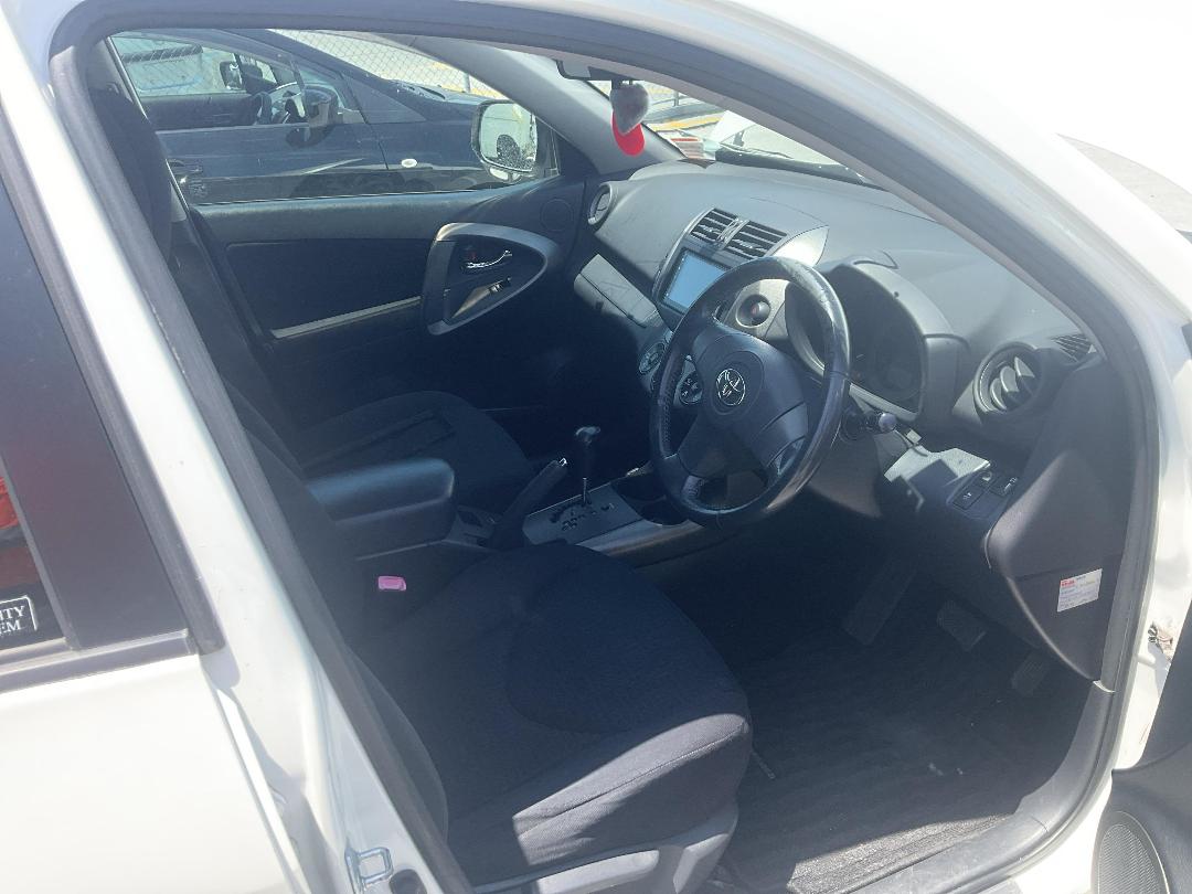 Photo '19' of Toyota Vanguard