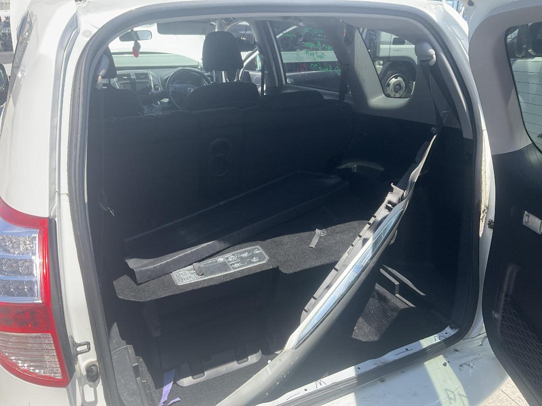 Photo '22' of Toyota Vanguard