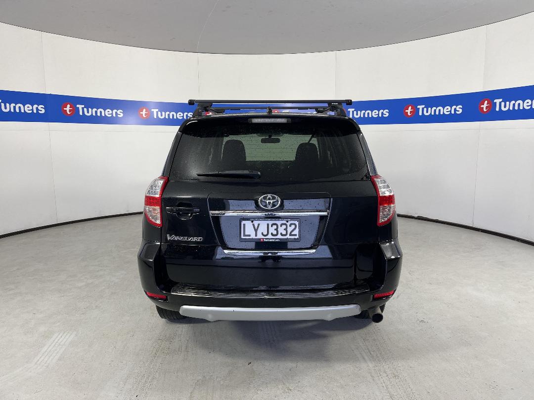 Photo '6' of Toyota Vanguard