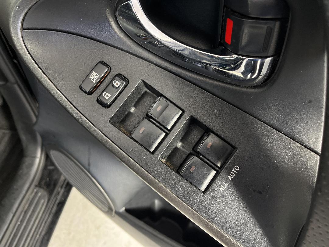 Photo '24' of Toyota Vanguard