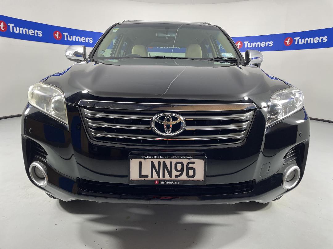 Photo '2' of Toyota Vanguard