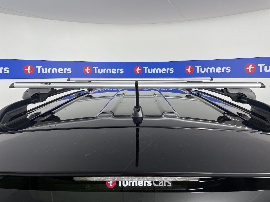 Photo '28' of Toyota Vanguard