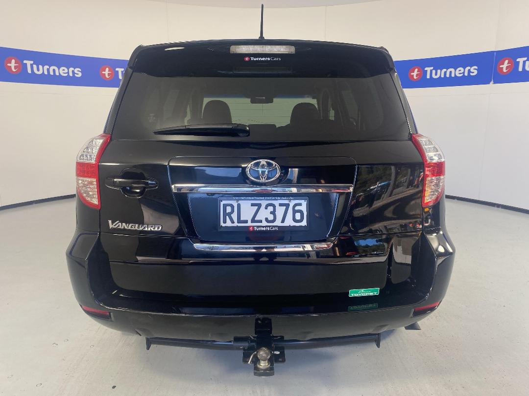 Photo '6' of Toyota Vanguard