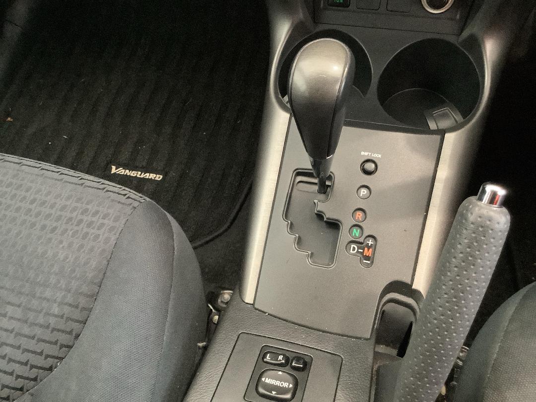 Photo '15' of Toyota Vanguard