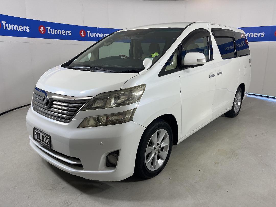 Photo '4' of Toyota Vellfire Photo '4' of Toyota Vellfire