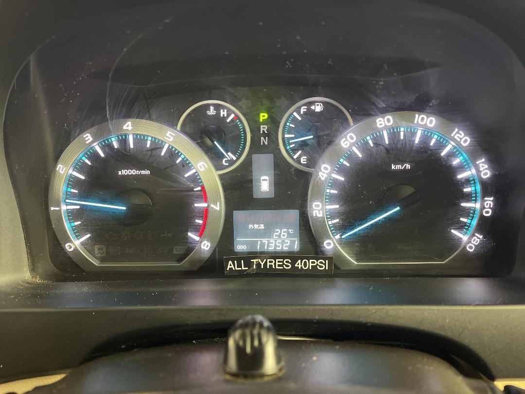 Photo '21' of Toyota Vellfire Photo '21' of Toyota Vellfire