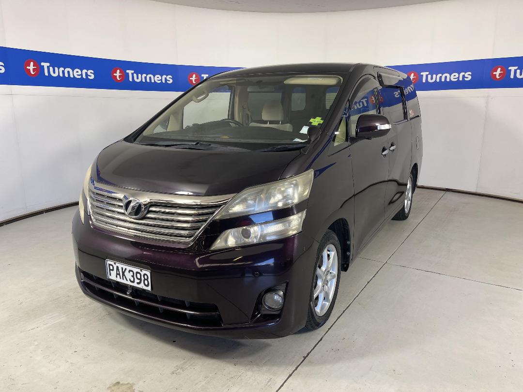 Photo '4' of Toyota Vellfire Photo '4' of Toyota Vellfire