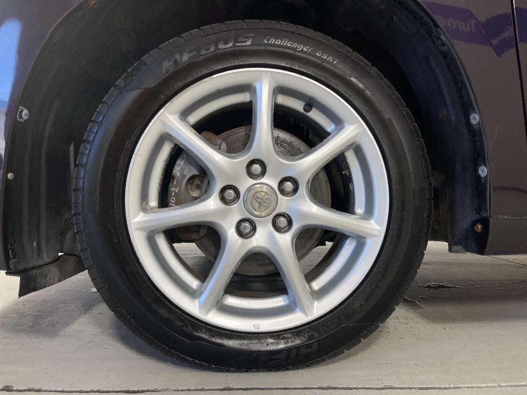 Photo '10' of Toyota Vellfire Photo '10' of Toyota Vellfire