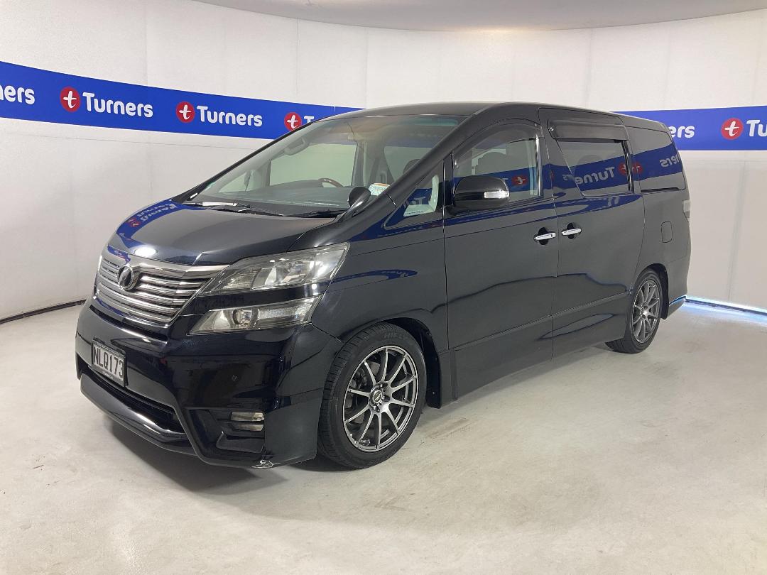 Photo '4' of Toyota Vellfire