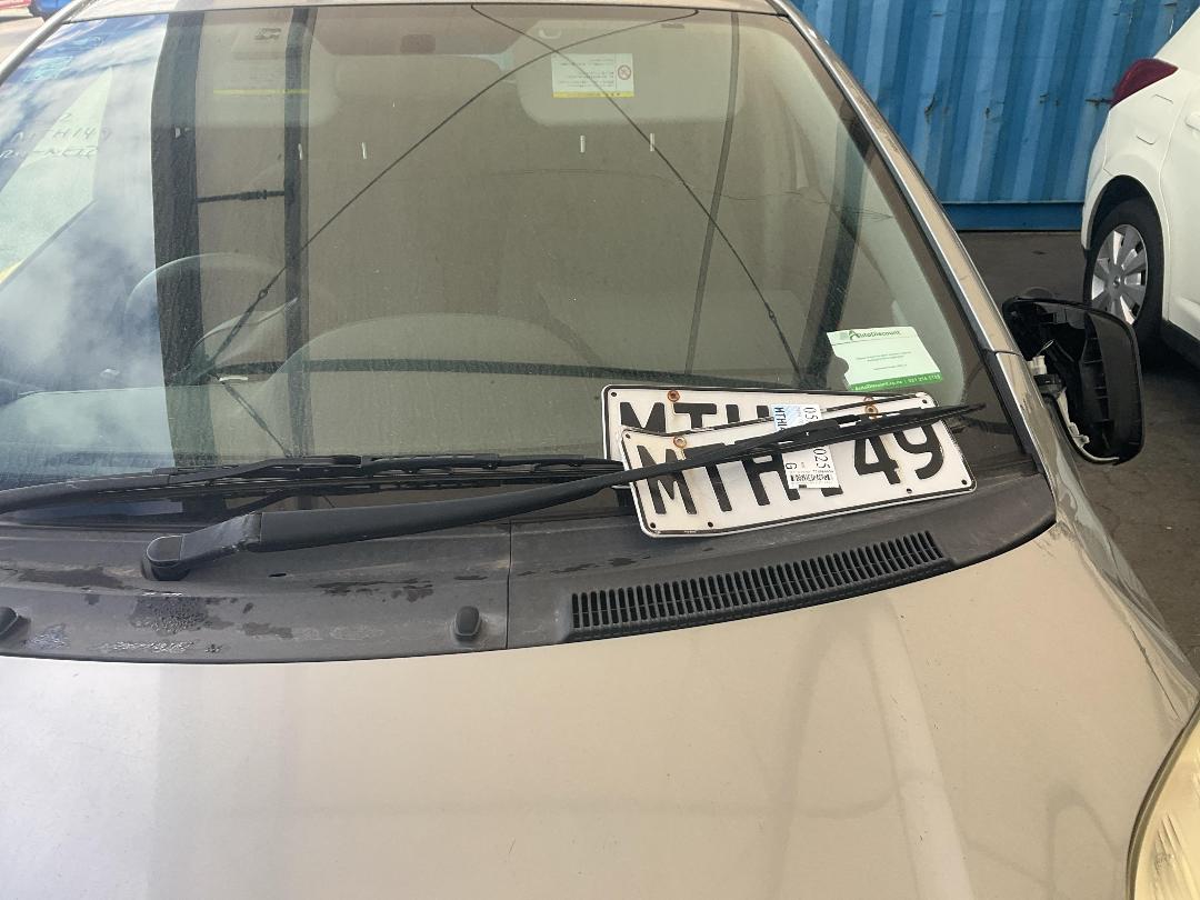 Photo '13' of Toyota Vitz