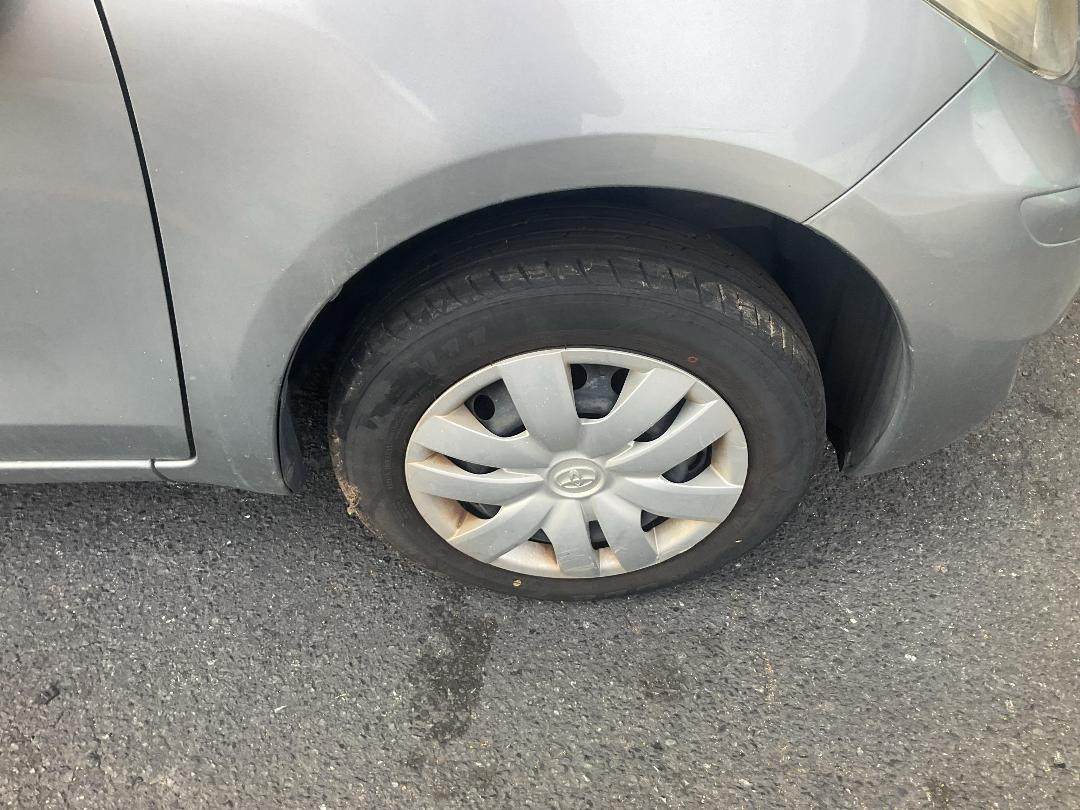 Photo '18' of Toyota Vitz