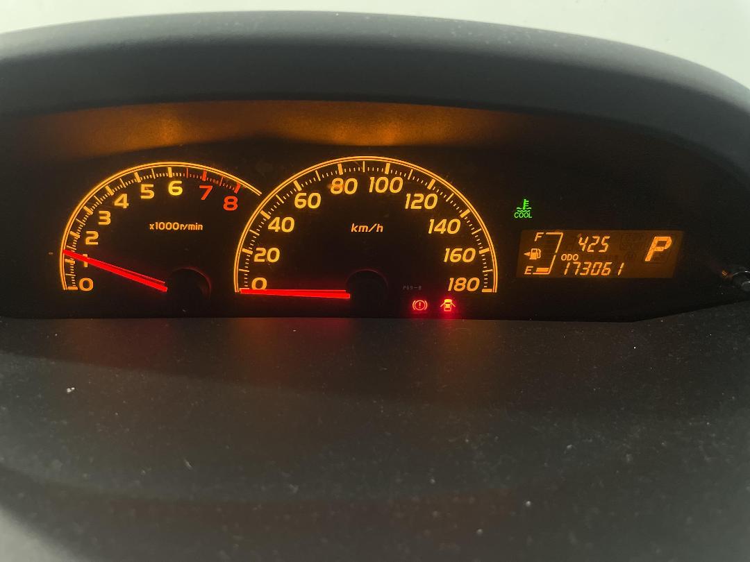 Photo '21' of Toyota Vitz