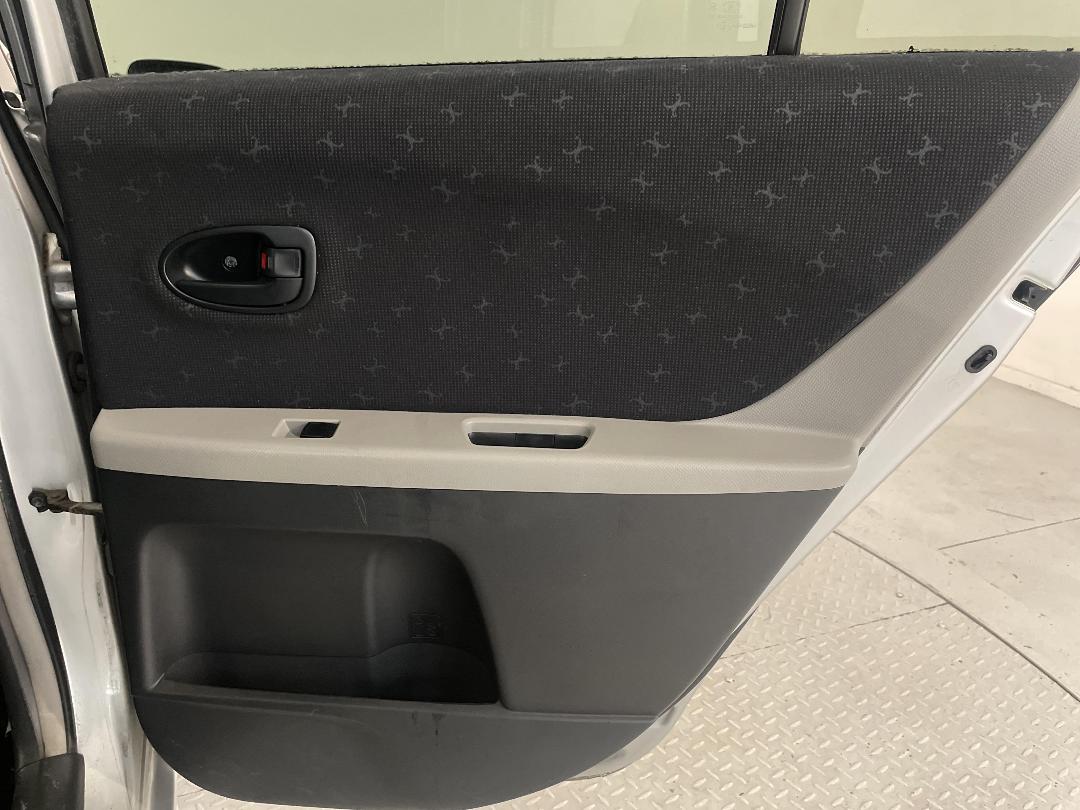 Photo '19' of Toyota Vitz