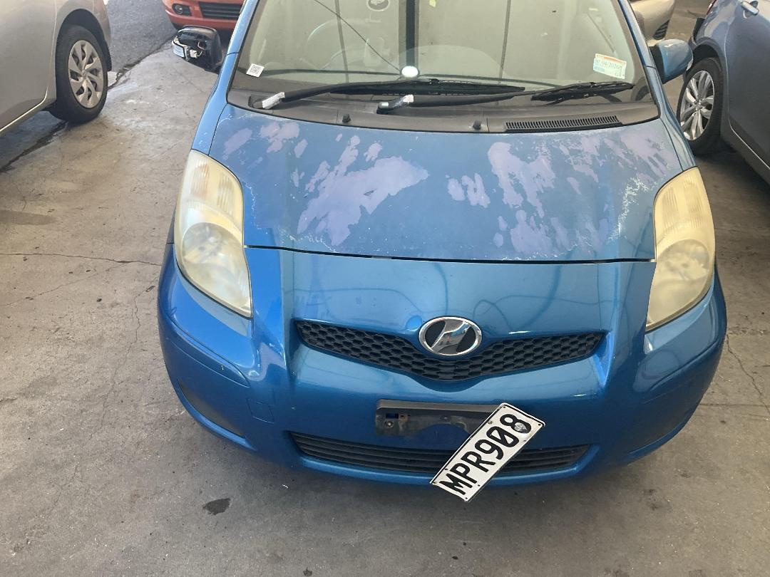 Photo '5' of Toyota Vitz