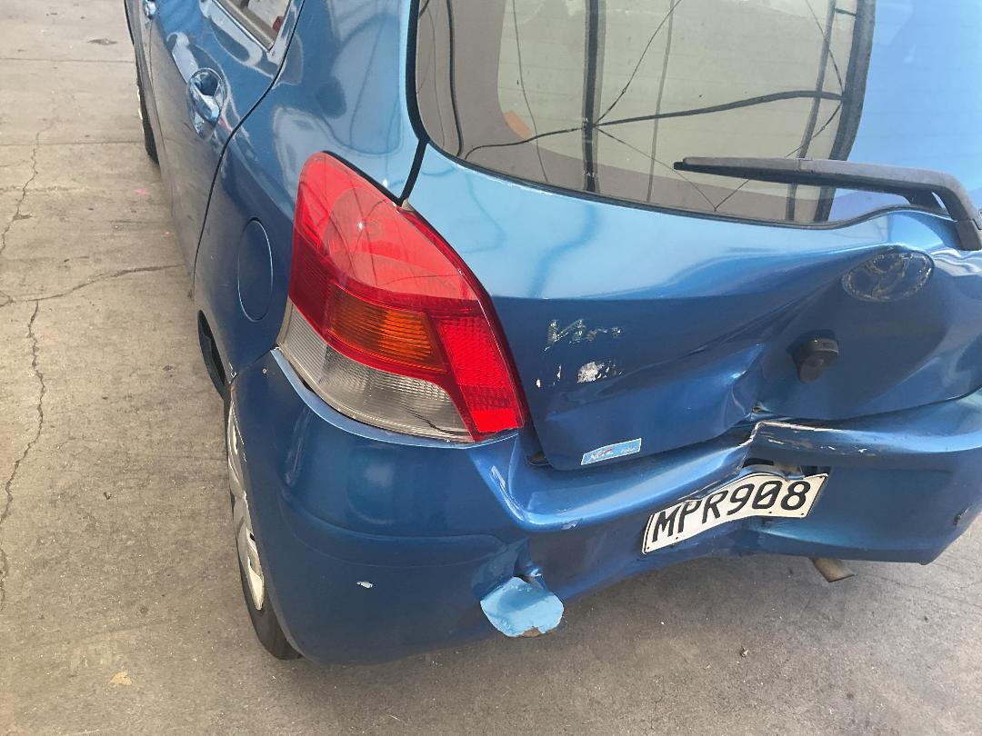 Photo '12' of Toyota Vitz