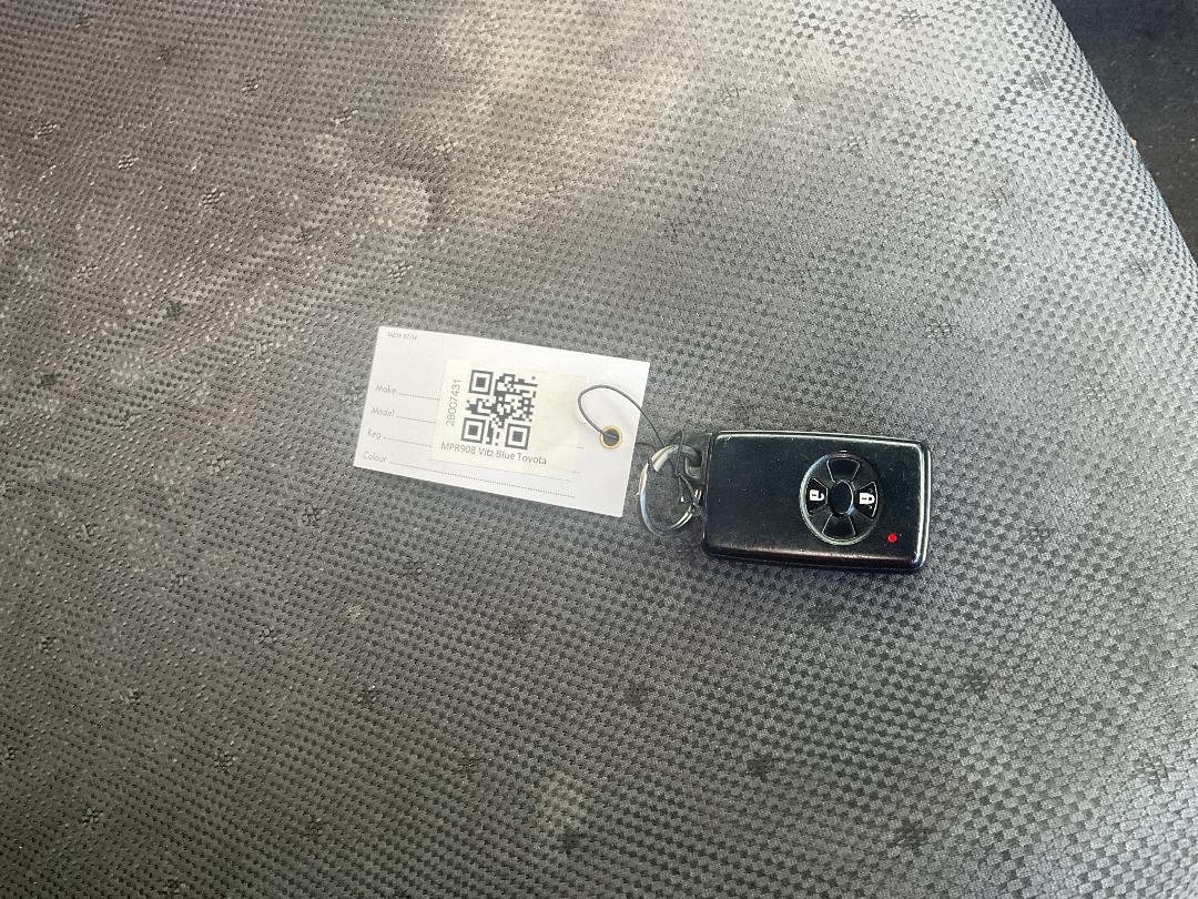 Photo '20' of Toyota Vitz