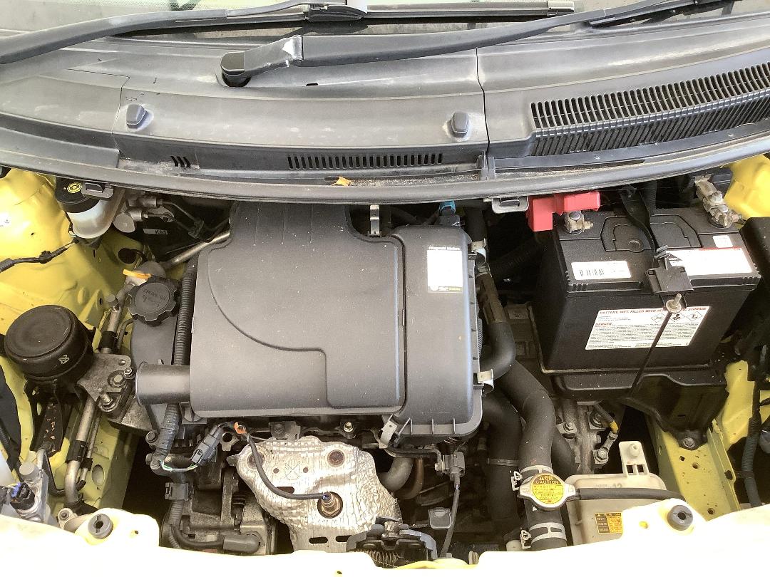 Photo '9' of Toyota Vitz