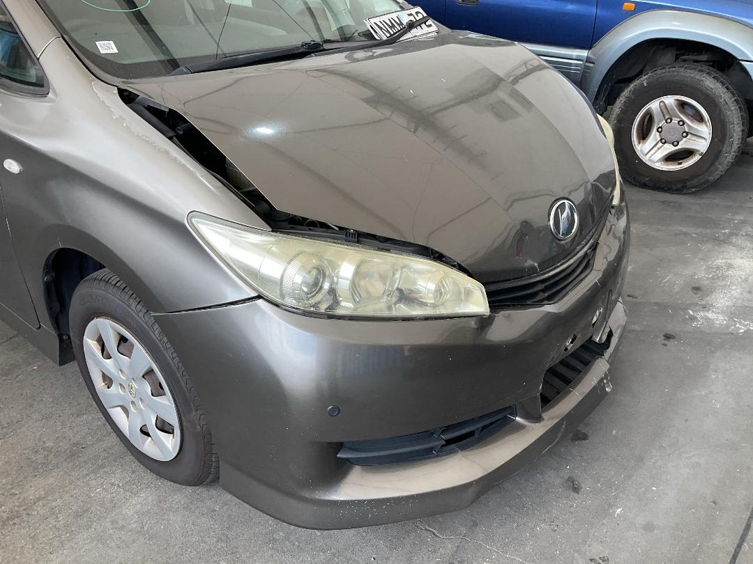 Photo '4' of Toyota Wish