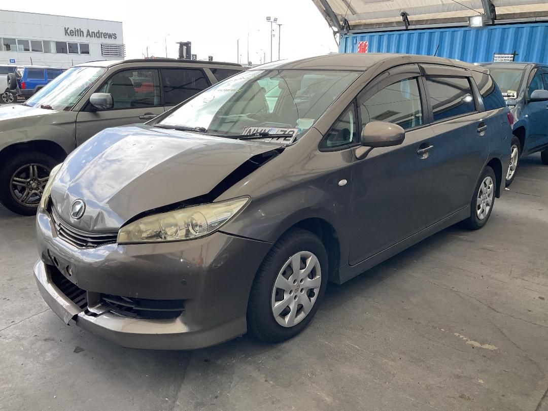 Photo '8' of Toyota Wish