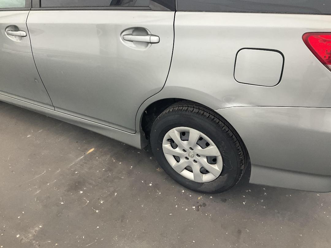 Photo '10' of Toyota Wish