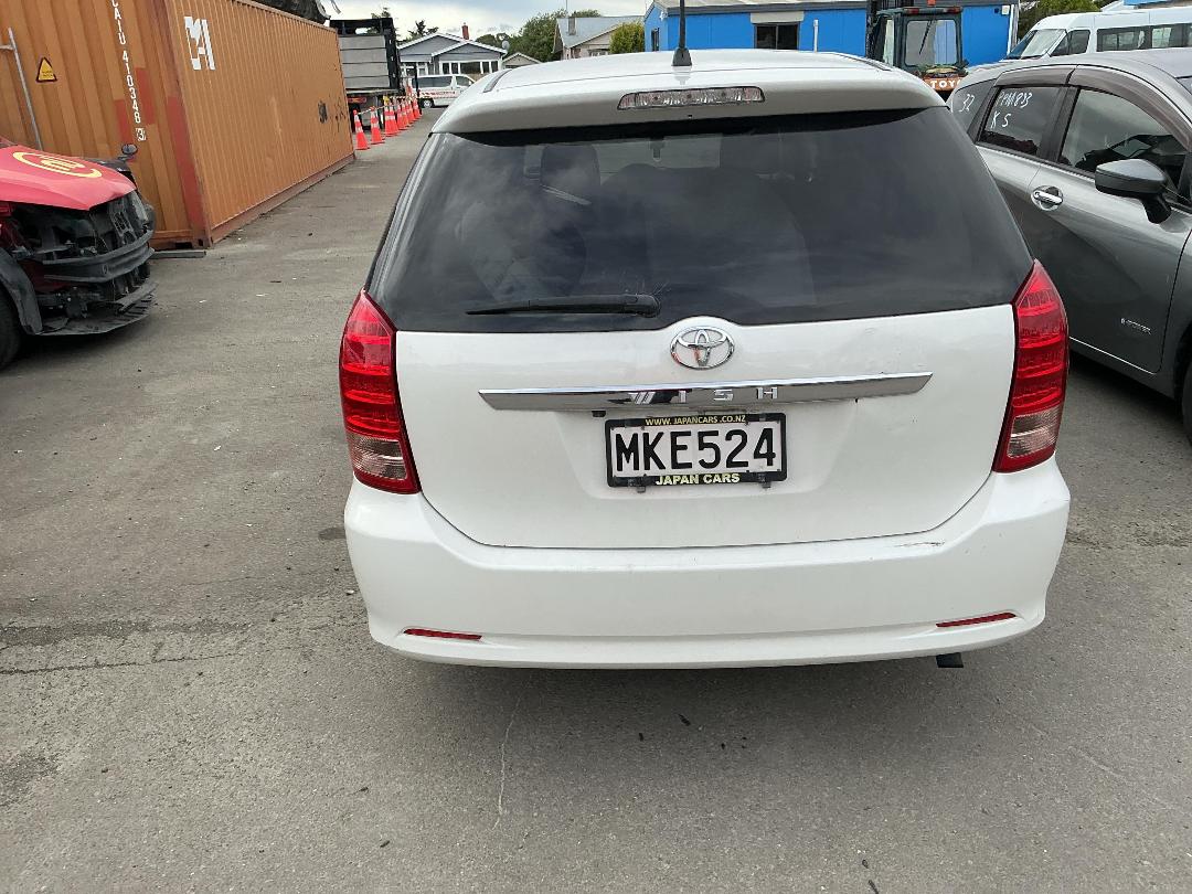 Photo '5' of Toyota Wish Photo '5' of Toyota Wish