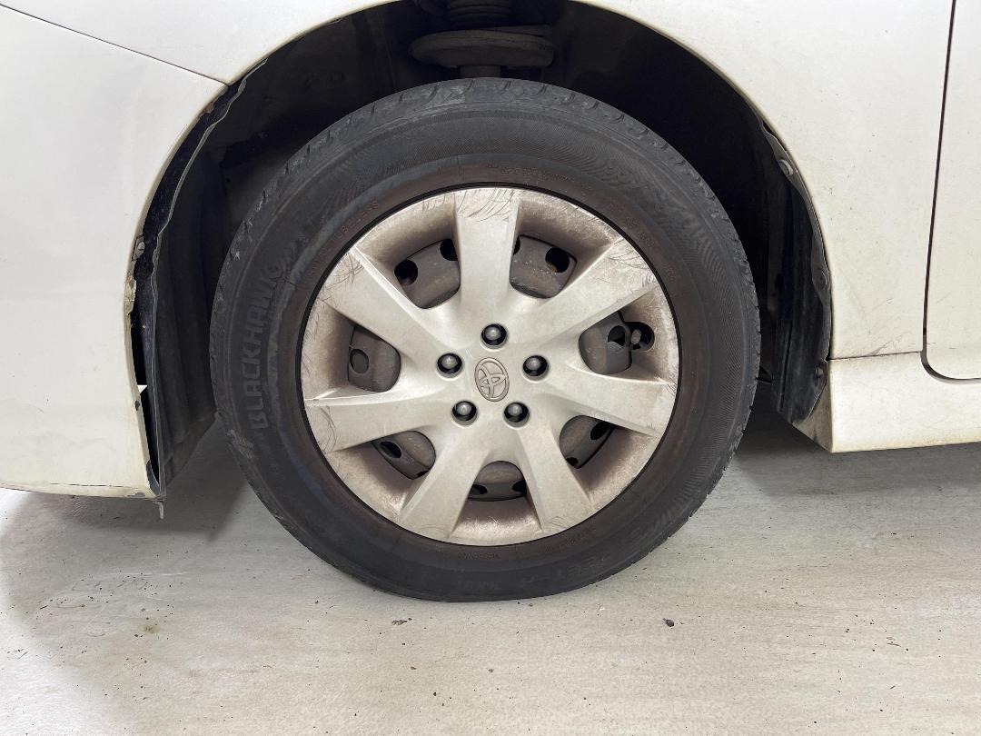 Photo '10' of Toyota Wish