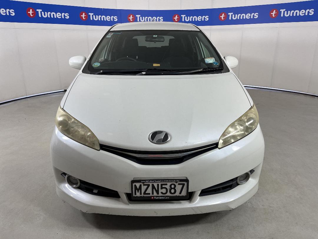 Photo '2' of Toyota Wish