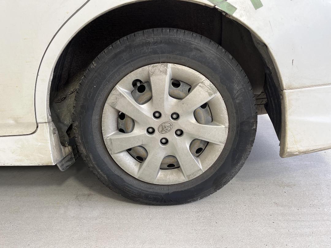 Photo '11' of Toyota Wish