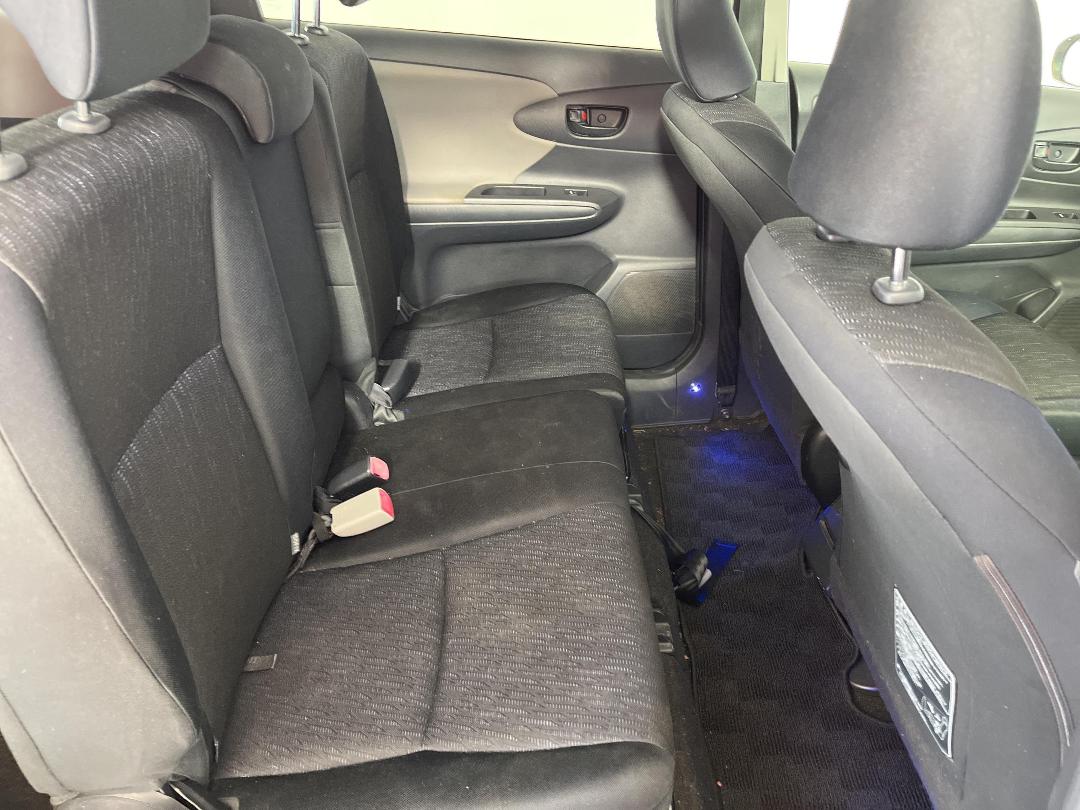 Photo '20' of Toyota Wish