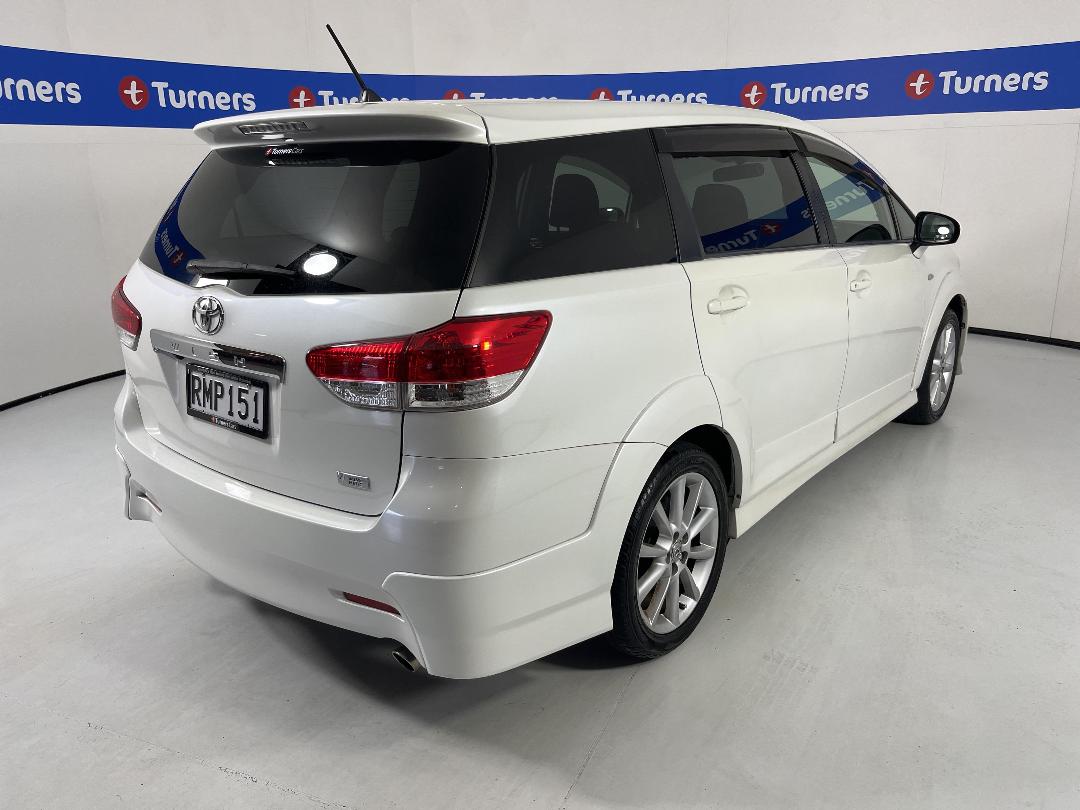 Photo '7' of Toyota Wish