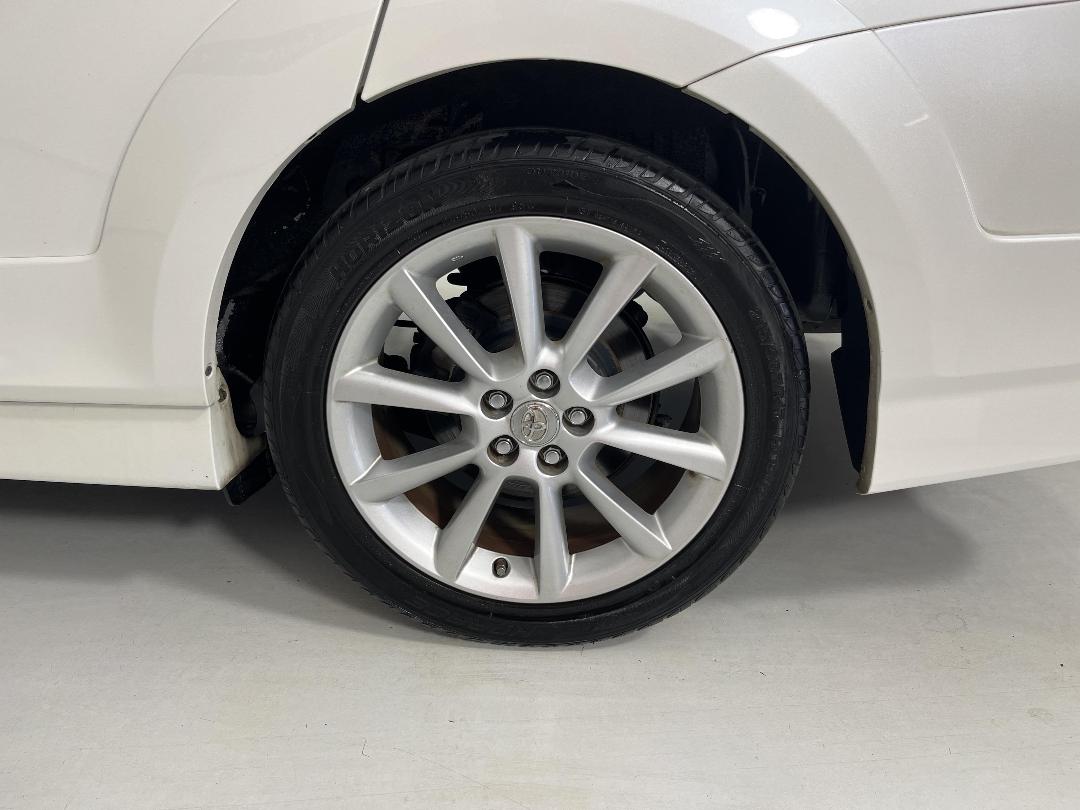 Photo '11' of Toyota Wish