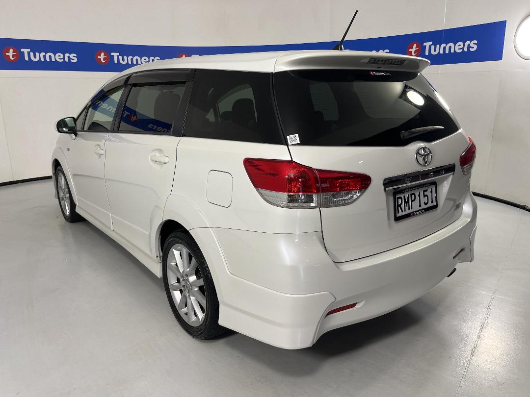 Photo '5' of Toyota Wish