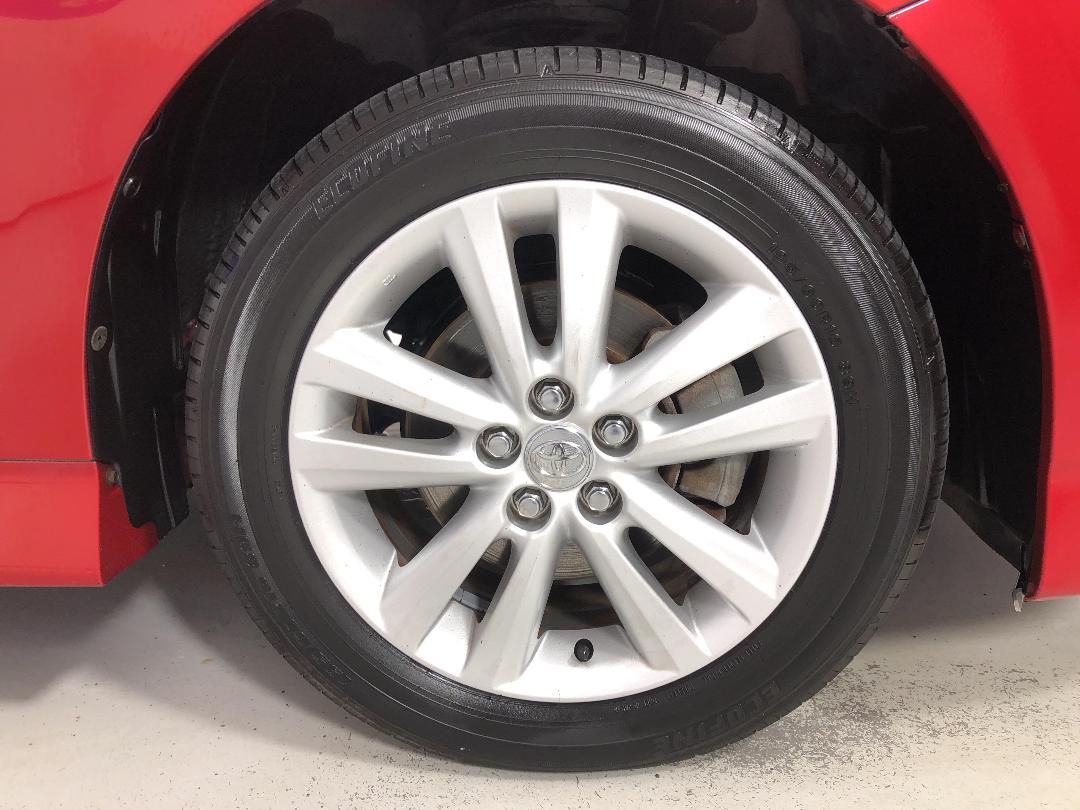 Photo '9' of Toyota Wish Photo '9' of Toyota Wish