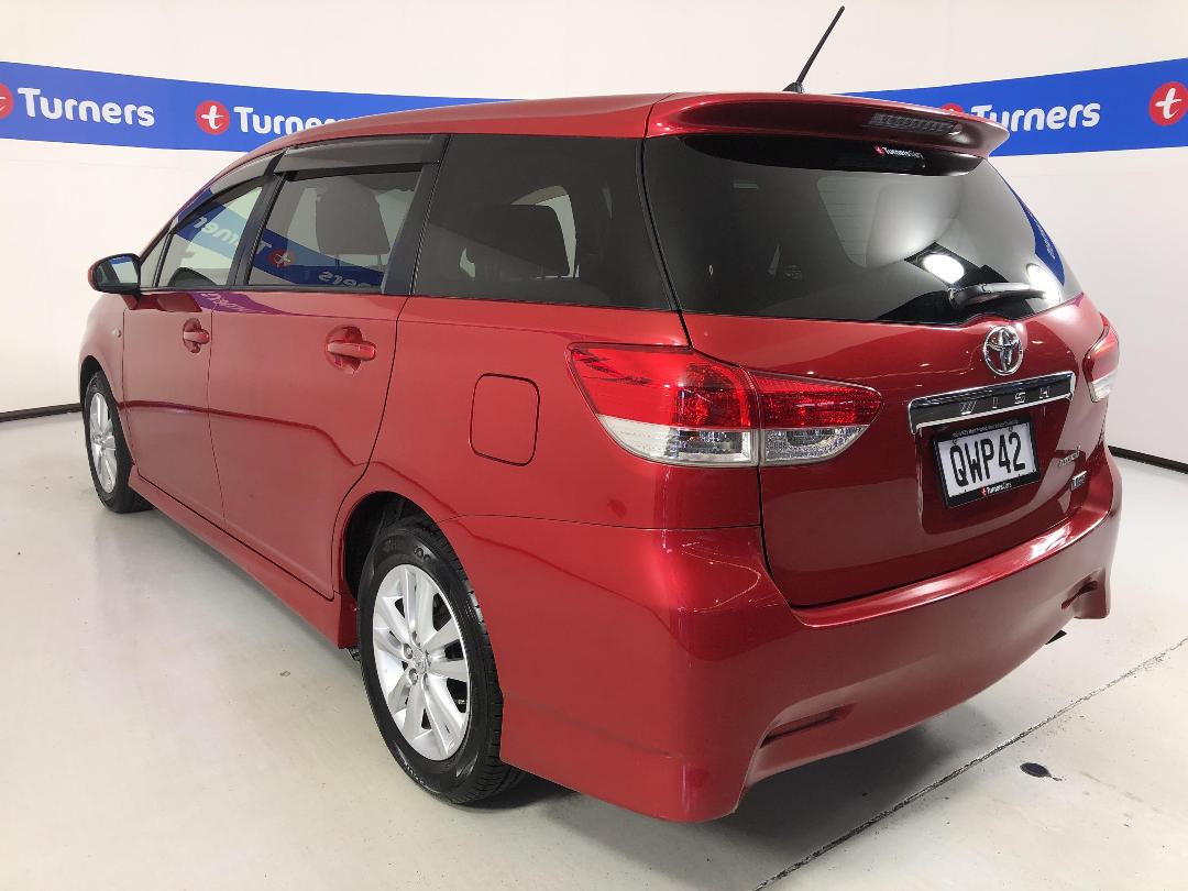 Photo '5' of Toyota Wish Photo '5' of Toyota Wish