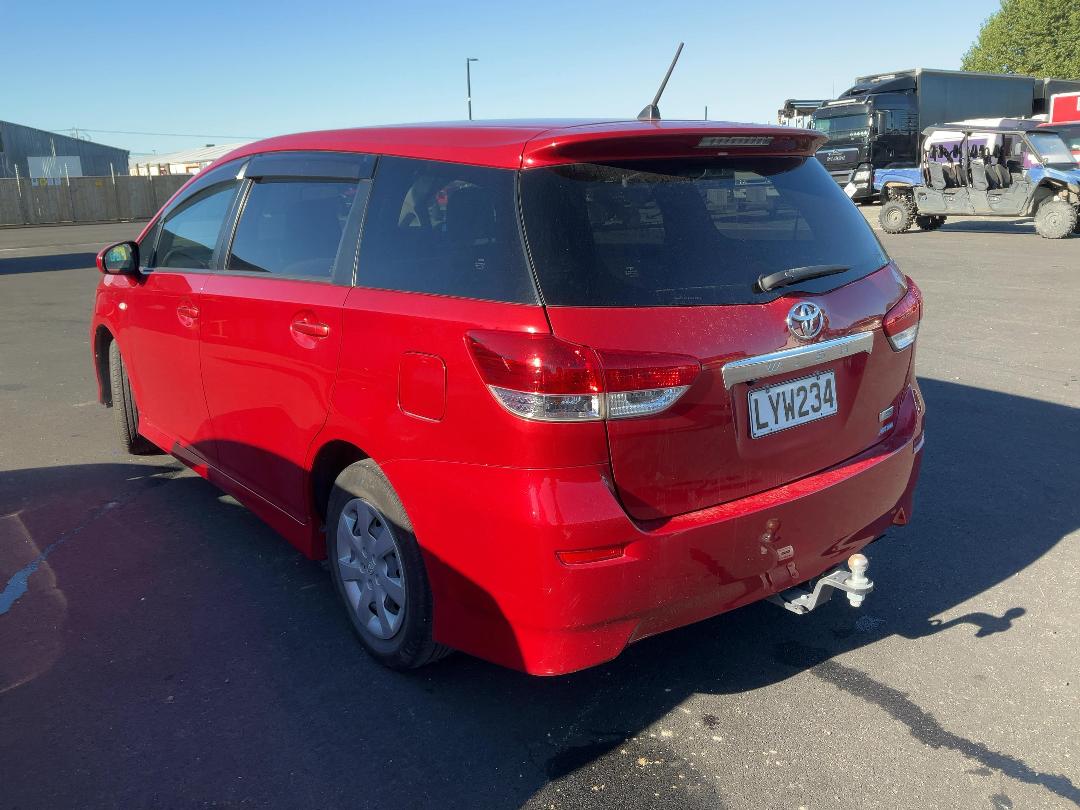Photo '4' of Toyota Wish