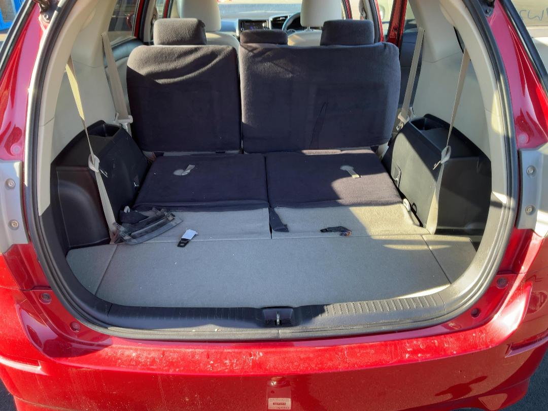 Photo '14' of Toyota Wish