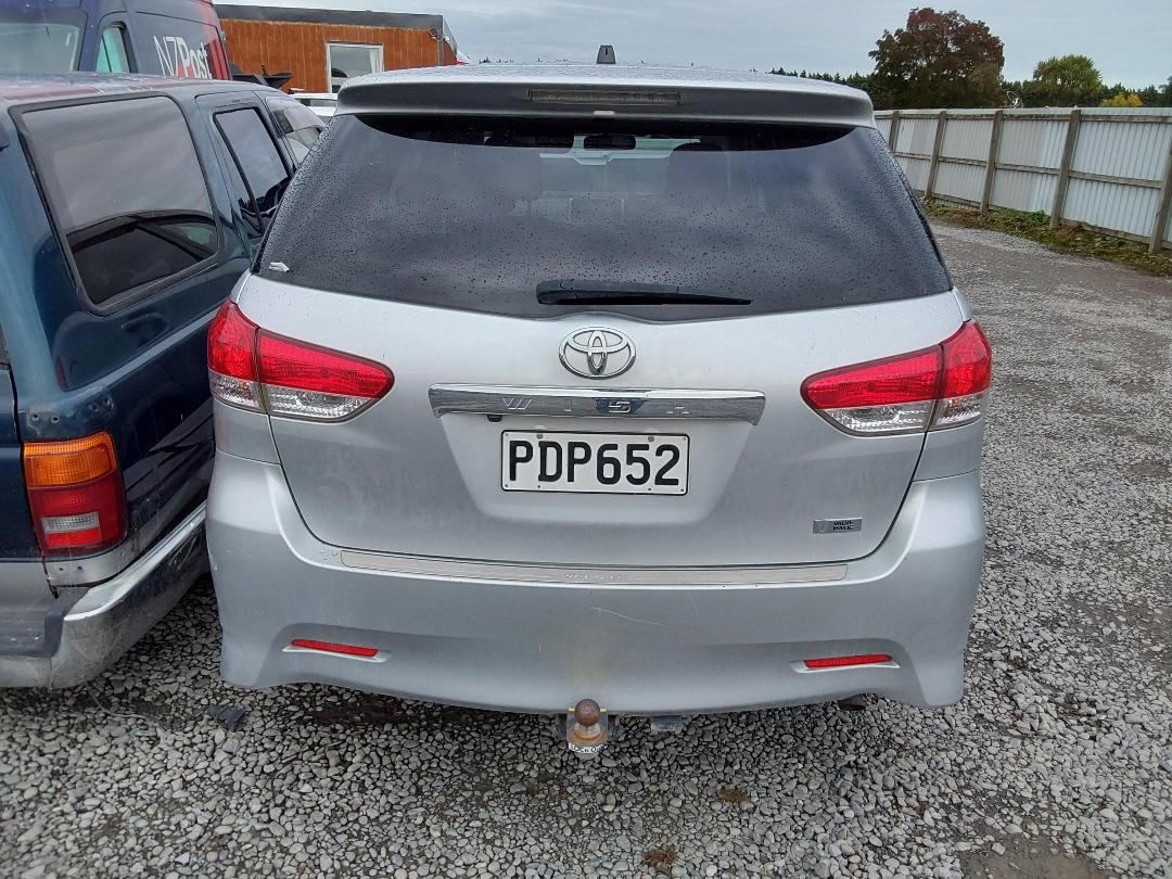 Photo '2' of Toyota Wish