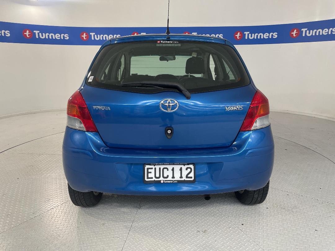 Photo '6' of Toyota Yaris Photo '6' of Toyota Yaris