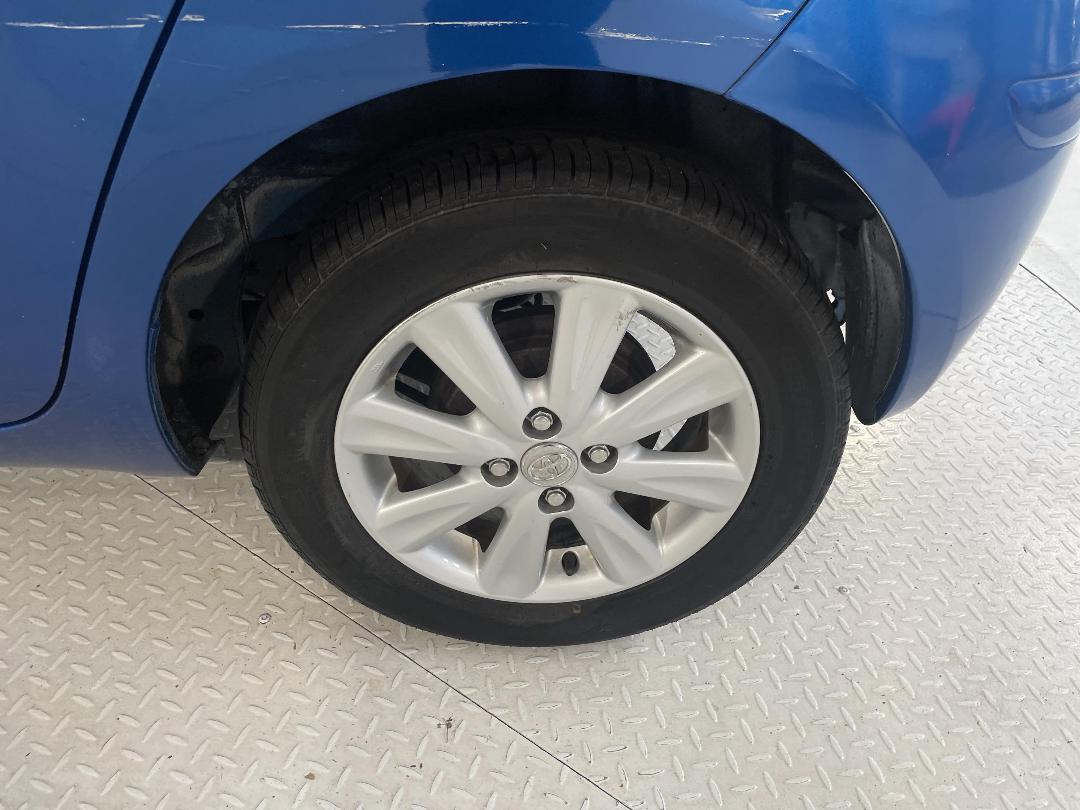 Photo '11' of Toyota Yaris Photo '11' of Toyota Yaris