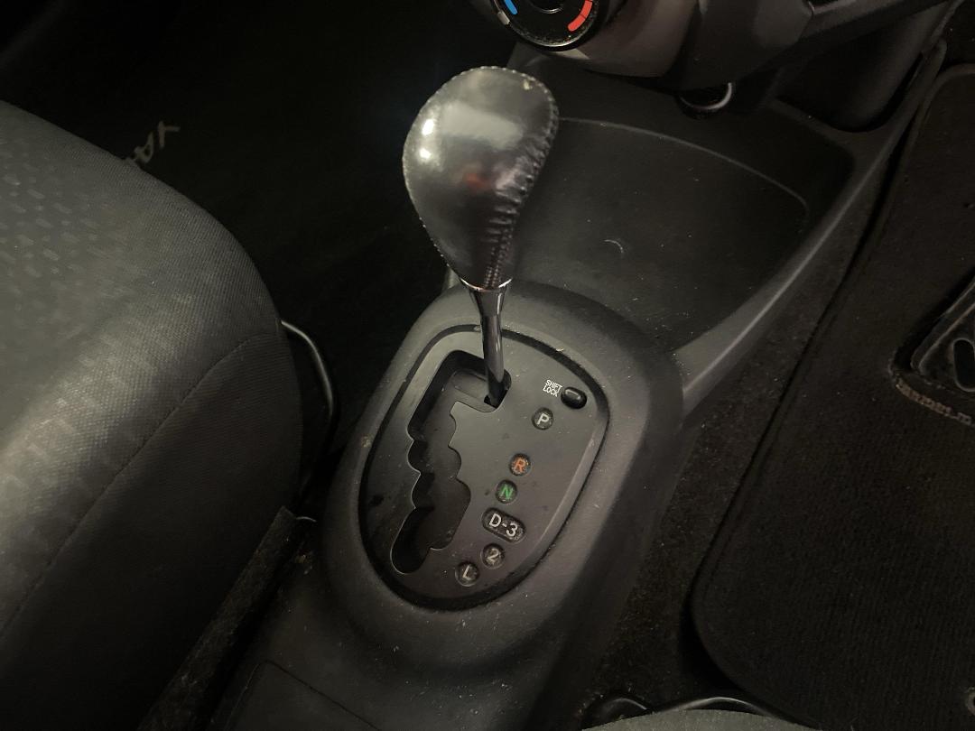 Photo '29' of Toyota Yaris Photo '29' of Toyota Yaris