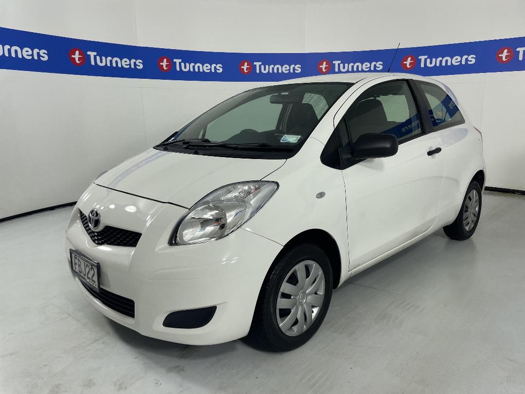 Photo '4' of Toyota Yaris